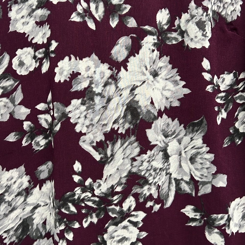 SPEECHLESS Maroon, Black & Gray Floral Bell Sleeve Dress - Medium - Picture 6 of 9